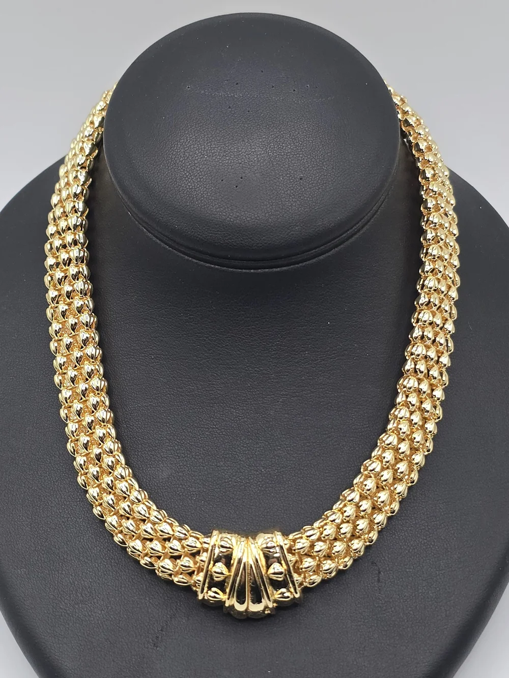 VTG Gold Tone Woven Mesh Collar Necklace Magnetic Clasp 1980s Statement 16